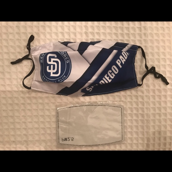 San Diego Padres Face Mask New In Package - Picture 2 of 3